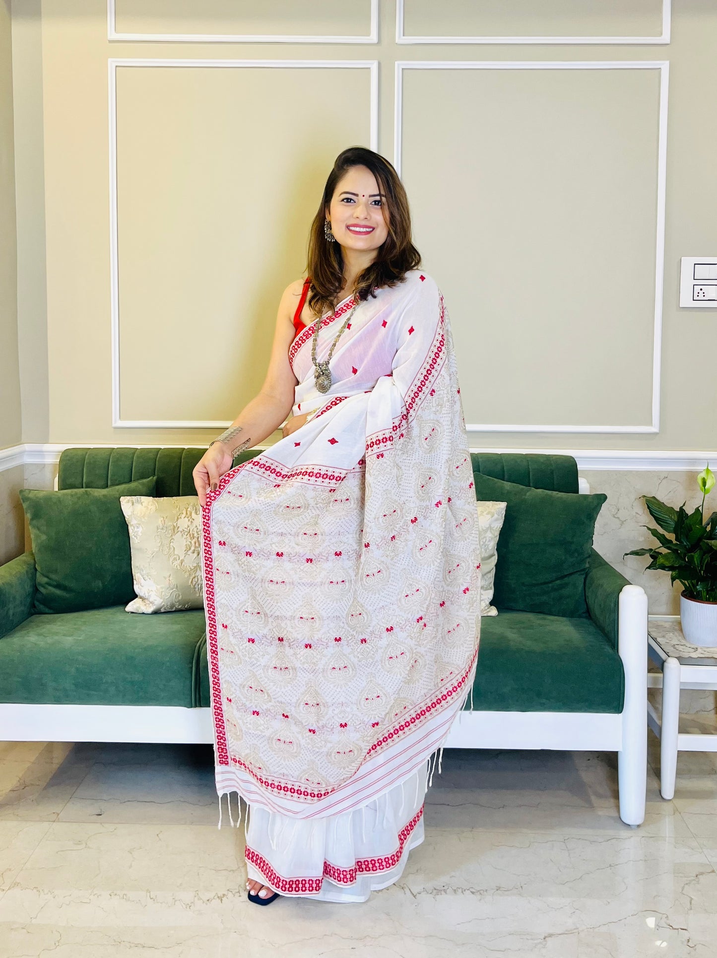 Assam Handloom White Cotton Saree